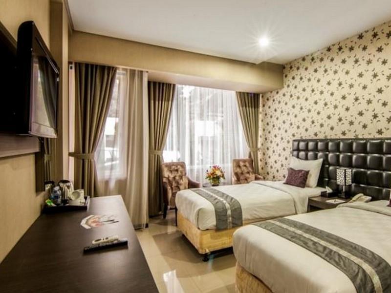 The Rizen Hotel Чисаруа Экстерьер фото